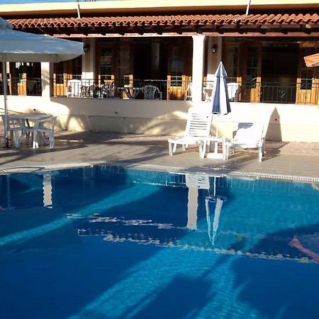 Aparthotel Faethon Karousadhes  Zimmer foto